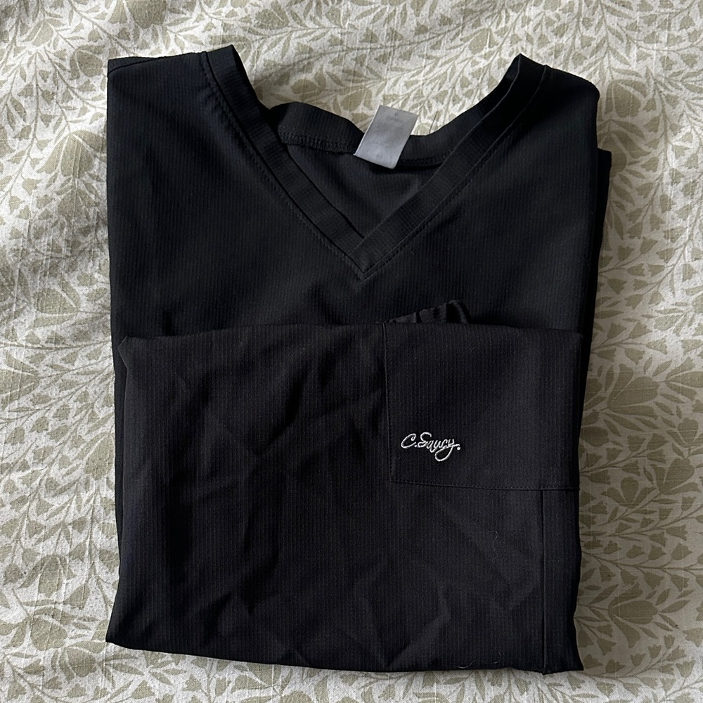 C Saucy Scrub Set